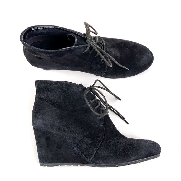 clarks rosepoint dew bootie